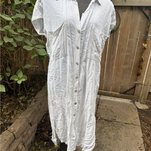 Dresses & Skirts - Women’s Striped Button-Down Shirt Dress. Size